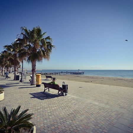 Krasas Beach Apartment Rentals Larnaca Room photo